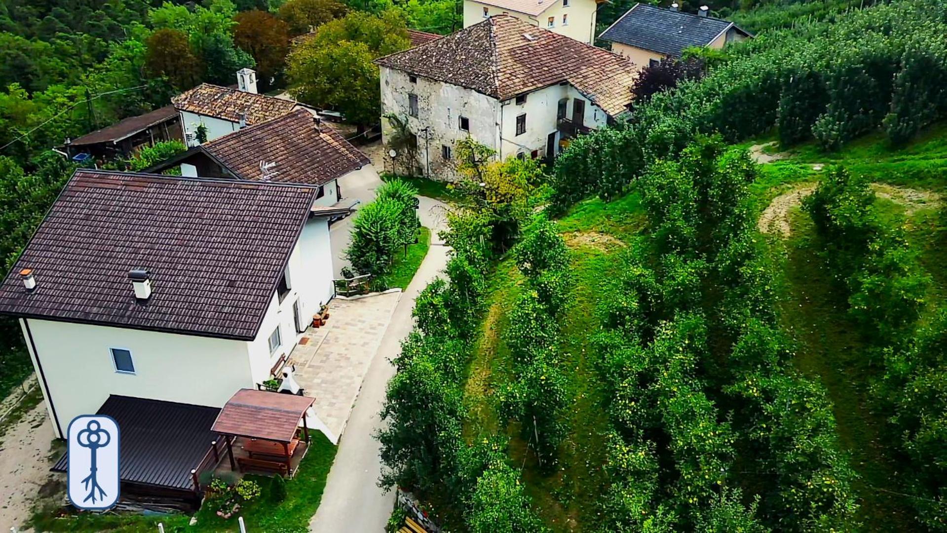 Casa Vacanze Antico Eremo, Tra Natura E Tradizione Campodenno Exterior photo